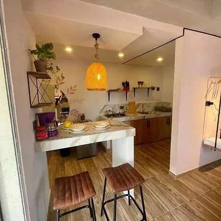 Unique Studio With Balcony Near Old Town Apartamento *
