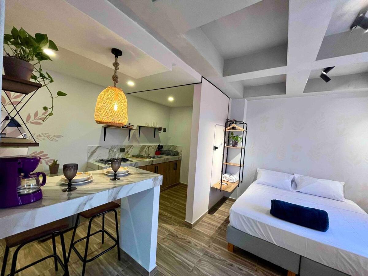 Apartamento Unique With Balcony Near Old Town