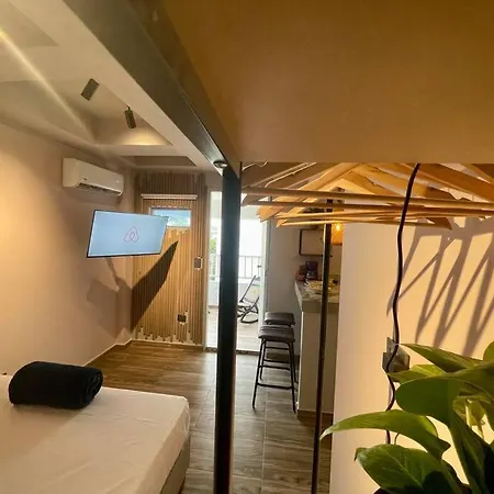 Apartment Unique Studio With Balcony Near Old Town