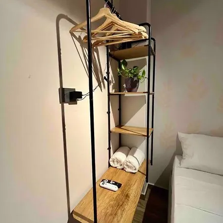 Unique Studio With Balcony Near Old Town *